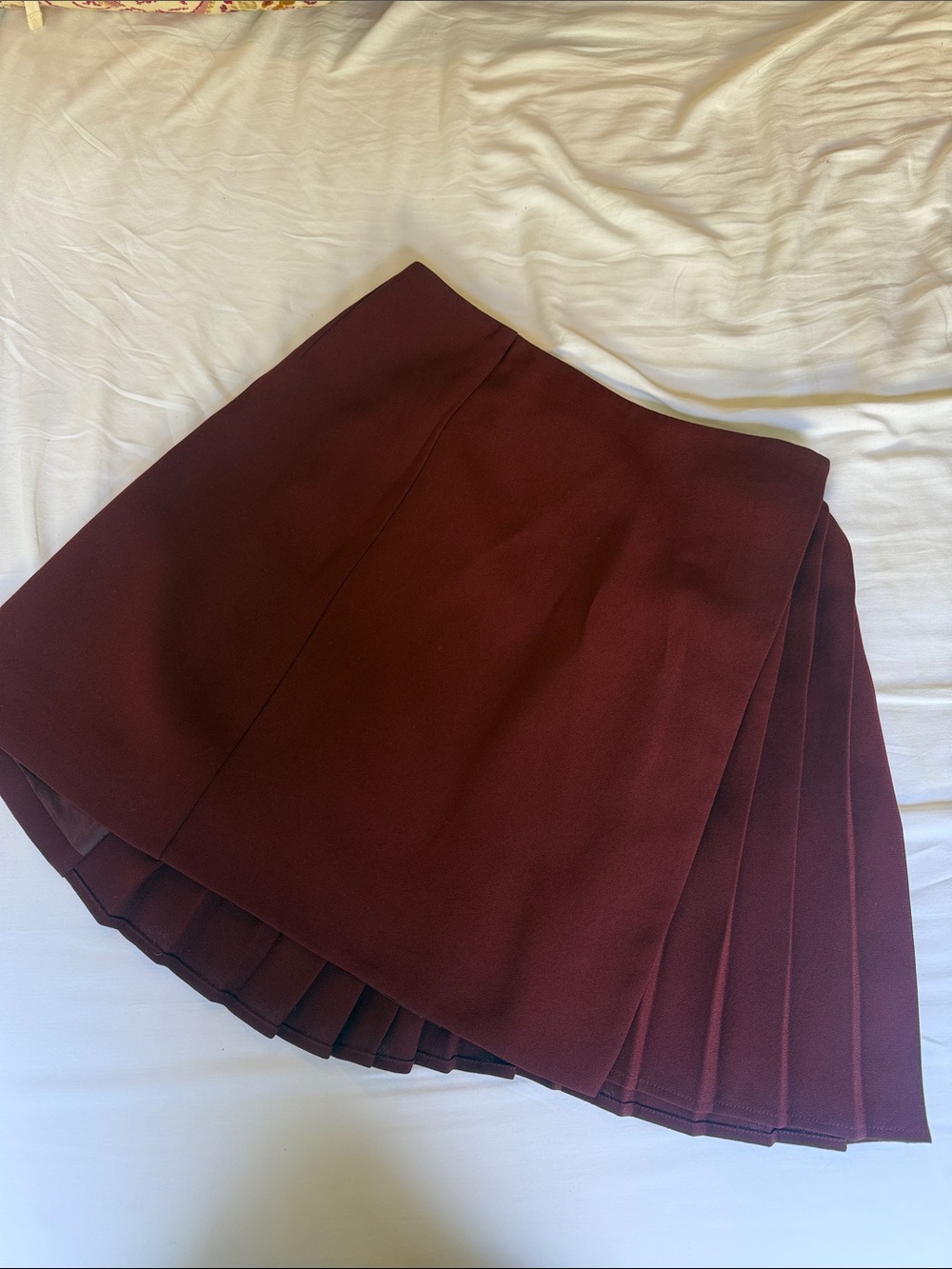 Express Pleated Skirt in Burgundy
